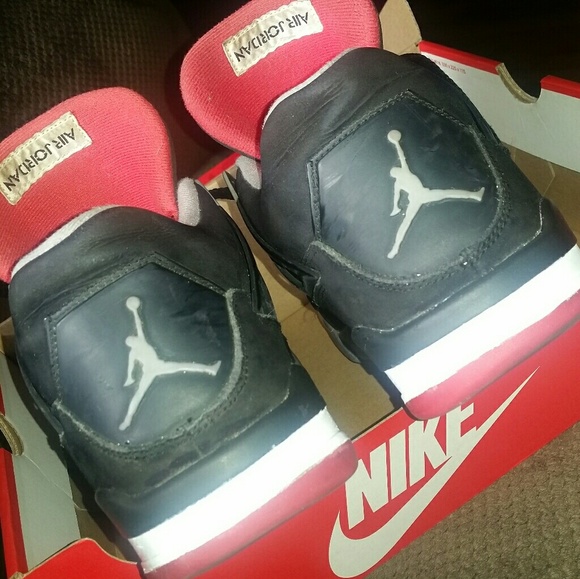 Shoes - Picture 2 of 6